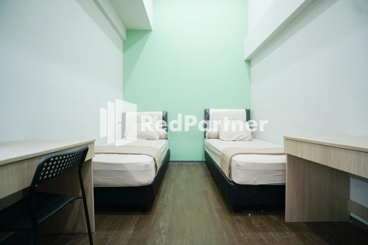 Toba Mansion Syariah Near Benhil Redpartner Hotell Jakarta Exteriör bild