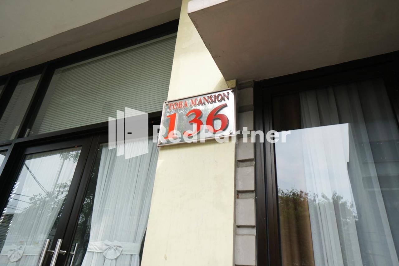 Toba Mansion Syariah Near Benhil Redpartner Hotell Jakarta Exteriör bild