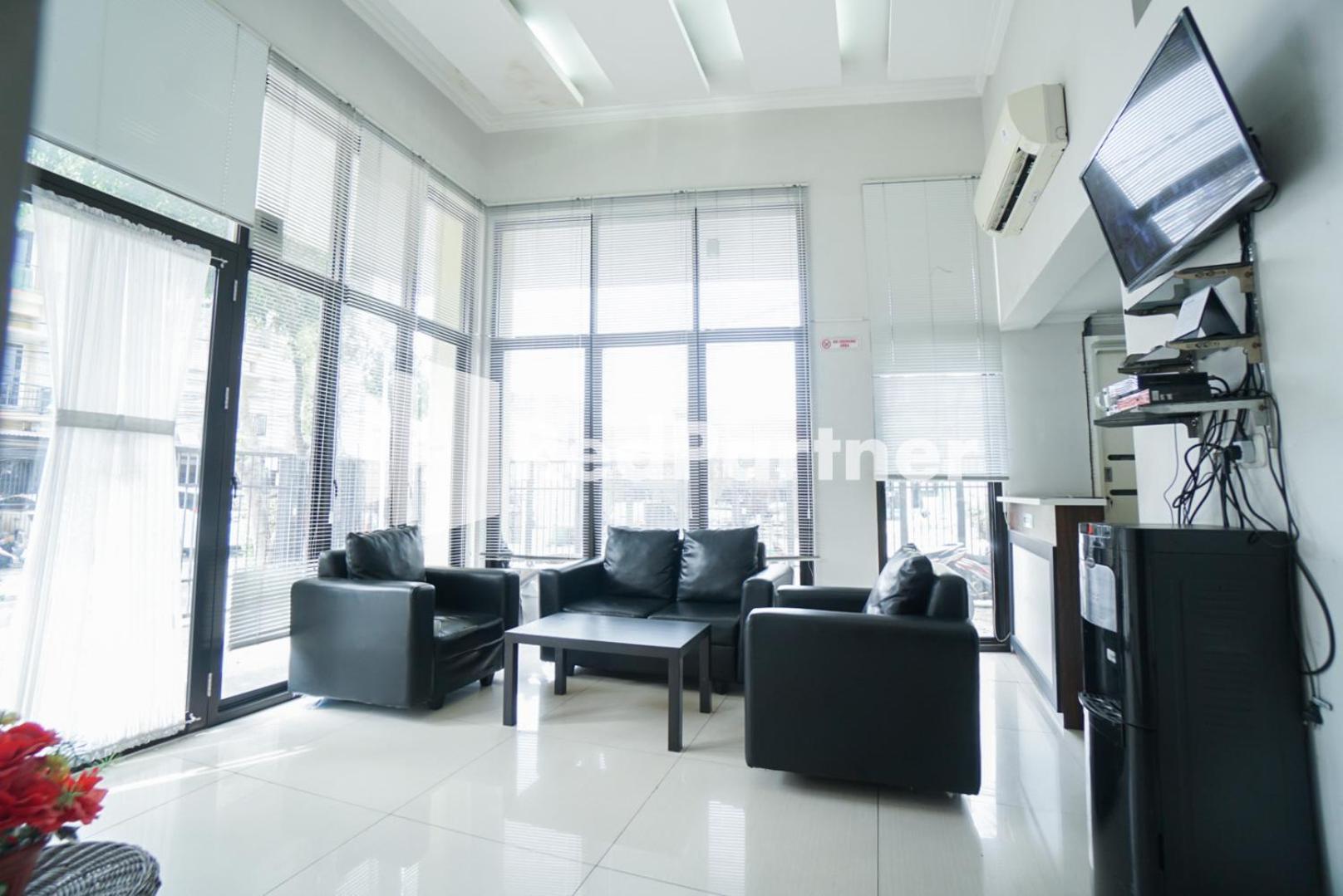 Toba Mansion Syariah Near Benhil Redpartner Hotell Jakarta Exteriör bild